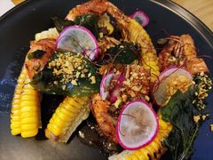 惹味胡椒虾配烤玉米-CHILLAX轻乐时(侨建·Hi City店)