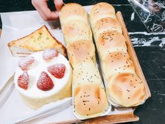 -皇冠幸福里动物奶油生日蛋糕(万达店)