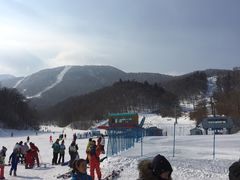 -亚布力新体委滑雪场