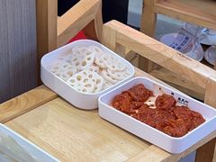-鲁员外地锅鸡地锅鱼(龙湖江东天街店)