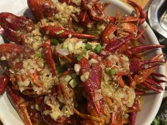-琥珀老六龙虾(四里河店)