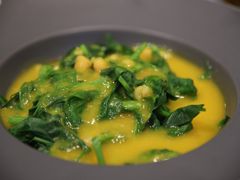 豌豆黄浸豌豆尖-半山腰·云南菜(侨福芳草地店)