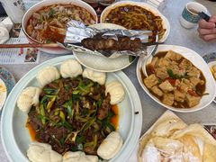 -汗腾格里·风味餐厅(新疆驻京办店)