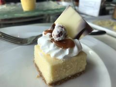 -澳门旅游塔360°旋转餐厅(南湾湖广场店)