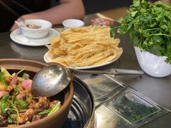 -胡须佬鸡煲四季火锅店(石厦西村直营店)