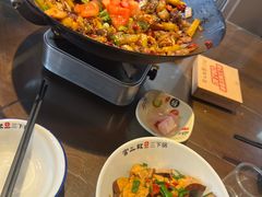 -富正毅三下锅·湘西韵味(天门山索道店)