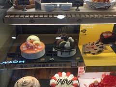 -DQ·蛋糕·冰淇淋(大宁国际商业广场店)
