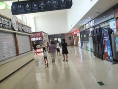 -窦店服务区-停车场