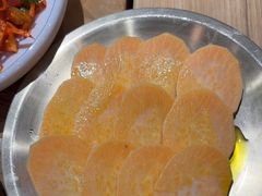 -青瓦餐厅·生鱼片·韩园烤肉(西塔店)