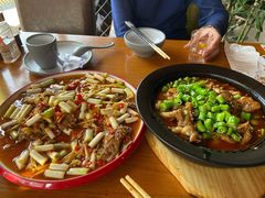 -盐帮食坊•小河帮川菜(四川师大店)