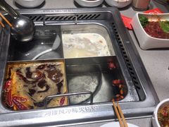 胡椒猪肚鸡锅底-海底捞火锅(凯德广场店)