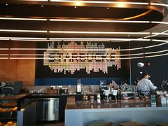 -星巴克臻选(上海虹桥新天地三店)