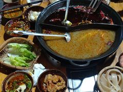 -乖嬢嬢重庆老火锅(南联店)