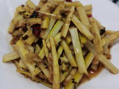 -天乐农家鱼头王(天目湖店)