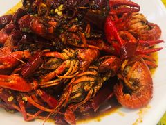 -扒虾小妹儿麻辣海鲜(宏图街店)