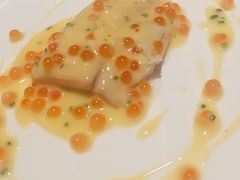 黄油香煎比目鱼柳配酸柑-AZUR聚(香格里拉饭店)