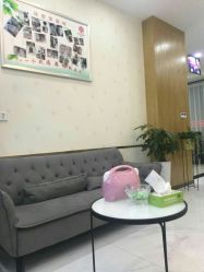 -苗医生专业祛痘·皮肤管理