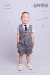 -小鬼当佳儿童摄影(河北保定店)