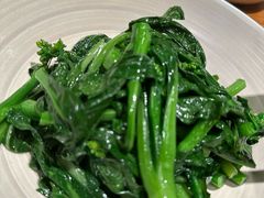 炝灼芥兰苗-巴蜀风·地道川菜(总店)