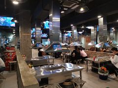 -马路牙子烧烤音乐酒馆(望京店)