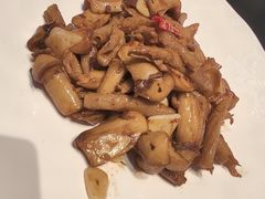 -铜锣湾·有麝自然香(渝北财富中心店)