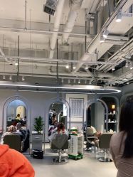-银星女王公园发型艺术沙龙