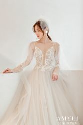 -艾米丽婚纱礼服