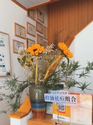 -宥莉·ULLY 痘敏肌•科技皮肤管理中心
