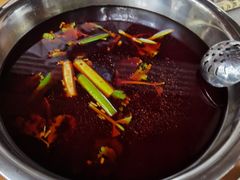 -肖肖酸萝卜鱼火锅(总店)