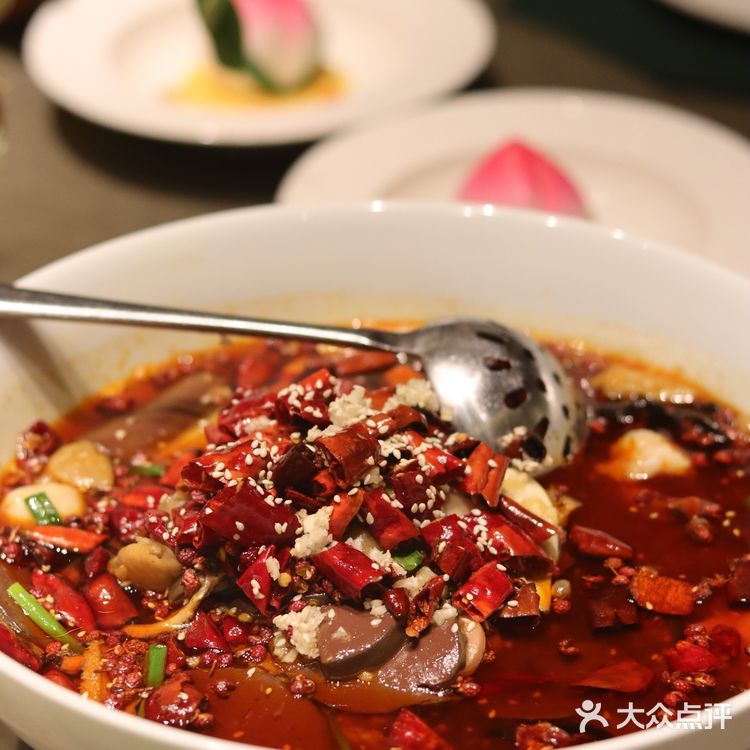 来北平食府 品尝下教科书中提到的北京烤鸭