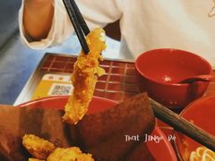 咸蛋黄红薯条-面上有光