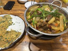 -乡土特色.冷锅鱼.牦牛肉汤锅