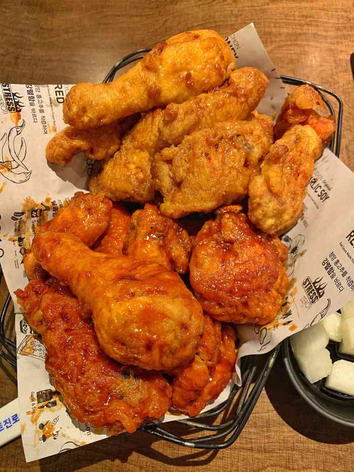 校村炸鸡(弘大店)