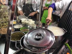 -正宁路小吃夜市