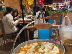 -老滇山寨•云南特色菜•地方菜•民族风情歌舞表演(金碧店)