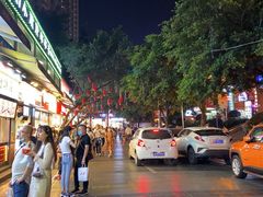 -八一好吃街·高品美食广场