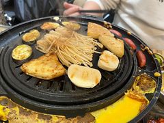 -胡悦里韩式烤肉(芝罘万达广场店)