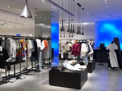 -URBAN REVIVO(七宝领展广场店)
