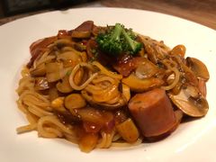 -玛格萝妮(汇智国际商业中心店)