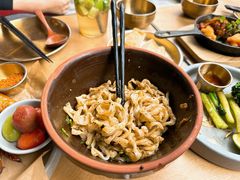 -SHAN山(前滩太古里店)