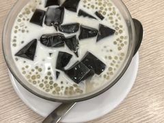-佰搭果·广式茶餐厅(西华路店)
