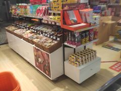零售区-来伊份(龙之梦长宁店)