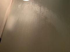 -卡罗酒店(东门晒布地铁站店)