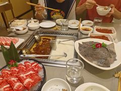 -海底捞火锅(旭辉MALL店)