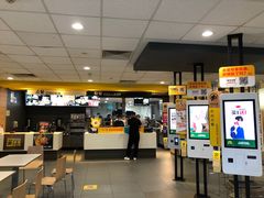 -麦当劳(世界城广场店)