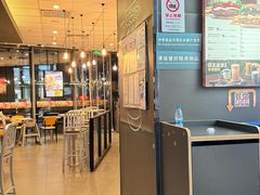 -汉堡王(华润五彩城店)
