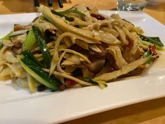 竹笋老腊肉-青城山六善酒店·紫氣園中餐厅