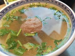 -潮界(LU·ONE凯德晶萃广场店)