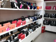 -唯品会(北京国瑞城店)