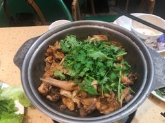 -芳村榕树头叹佬鸡煲(体育西店)